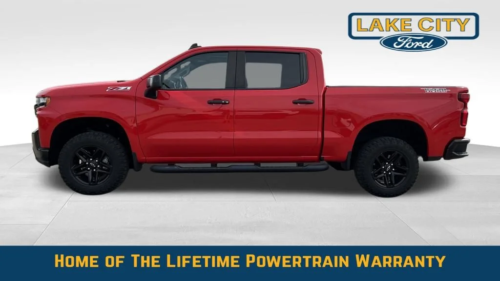 Used 2021 Chevrolet Silverado 1500 LT Trail Boss with VIN 3GCPYFEDXMG346757 for sale in Lake City, Minnesota