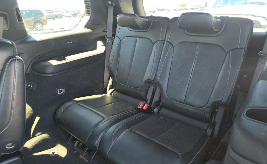 Used 2022 Red Jeep Overland image 20