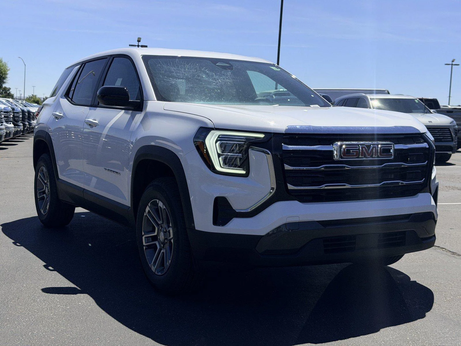 New 2026 Summit White GMC Elevation image 1