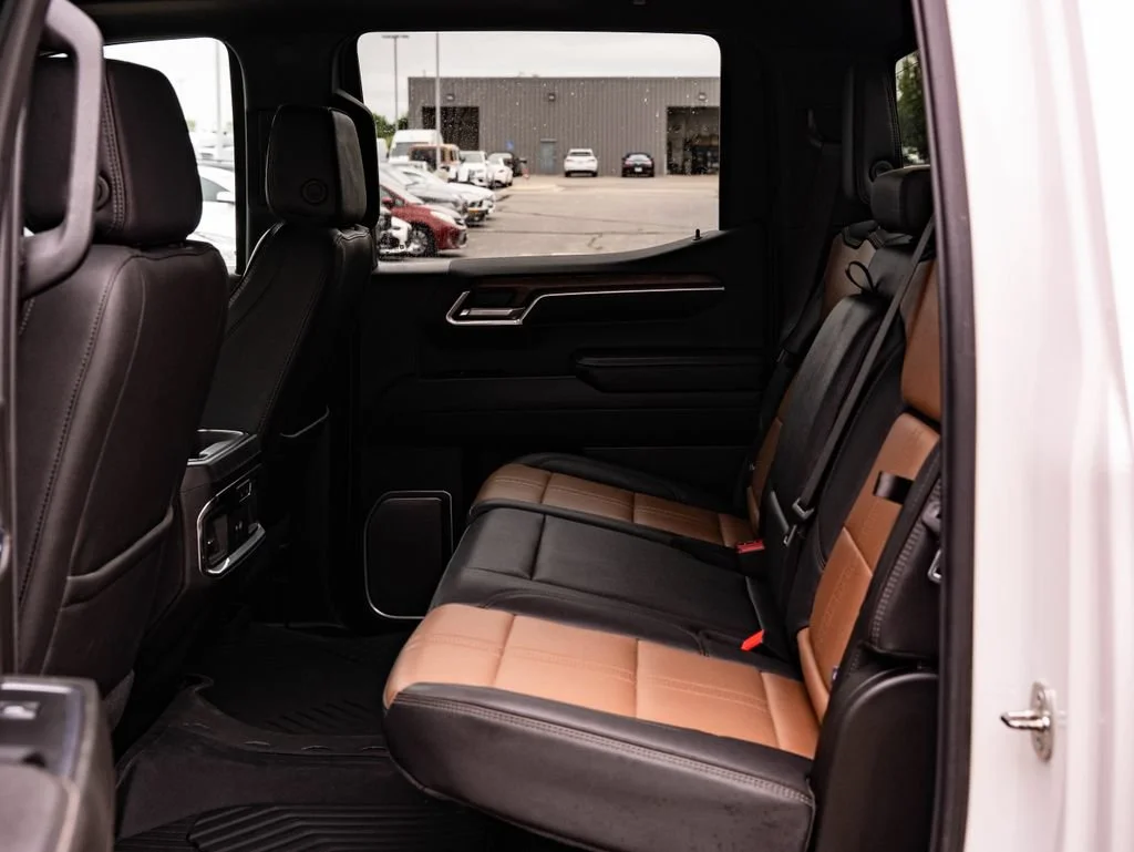 Used 2024 Iridescent Pearl Tricoat Chevrolet High Country image 45