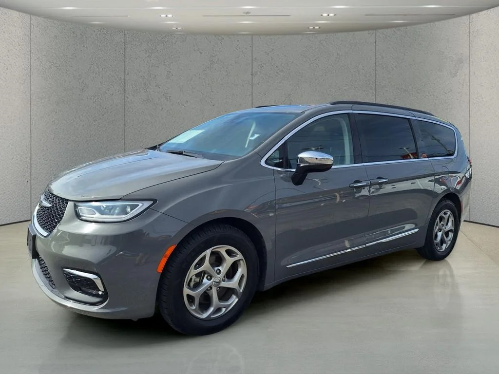 2023 Chrysler Pacifica Limited - Photo 9