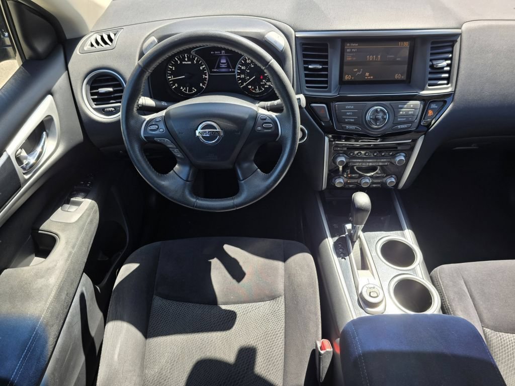 Used 2016 Gun Metallic Nissan SV image 30