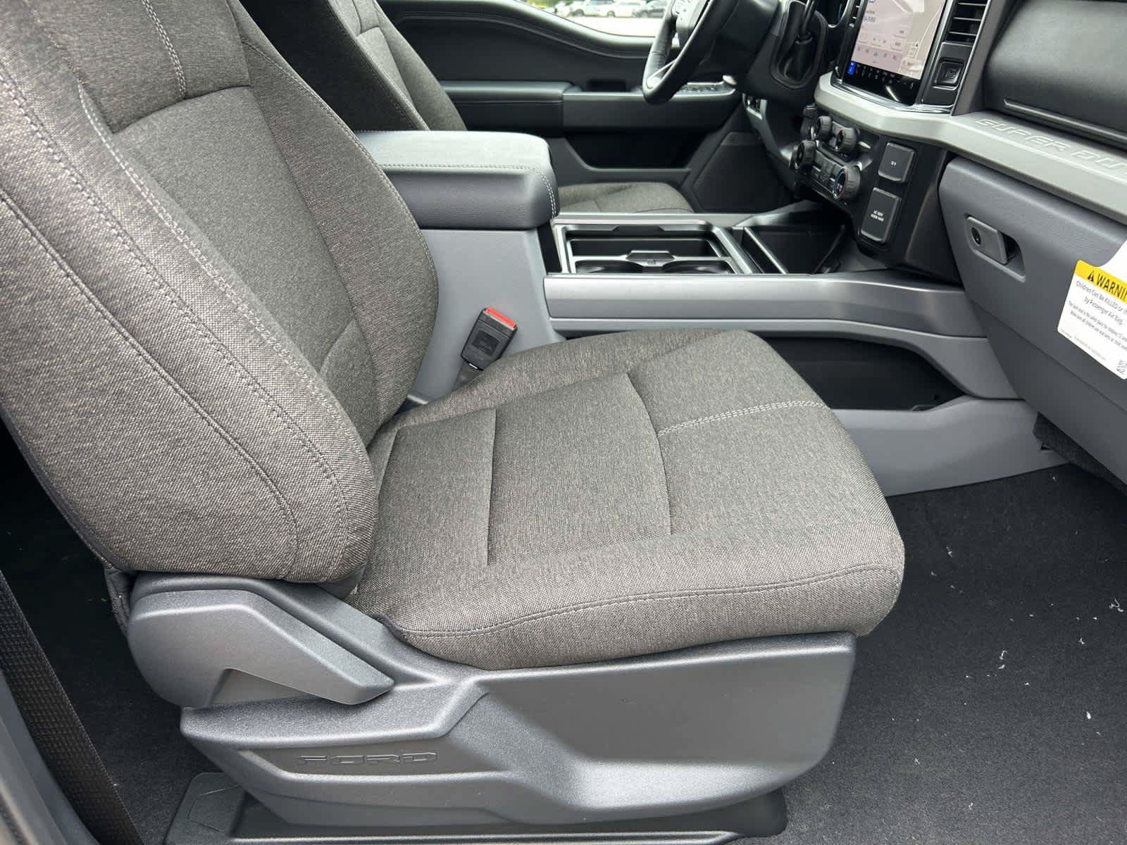New 2027 Carbonized Gray Ford  image 24