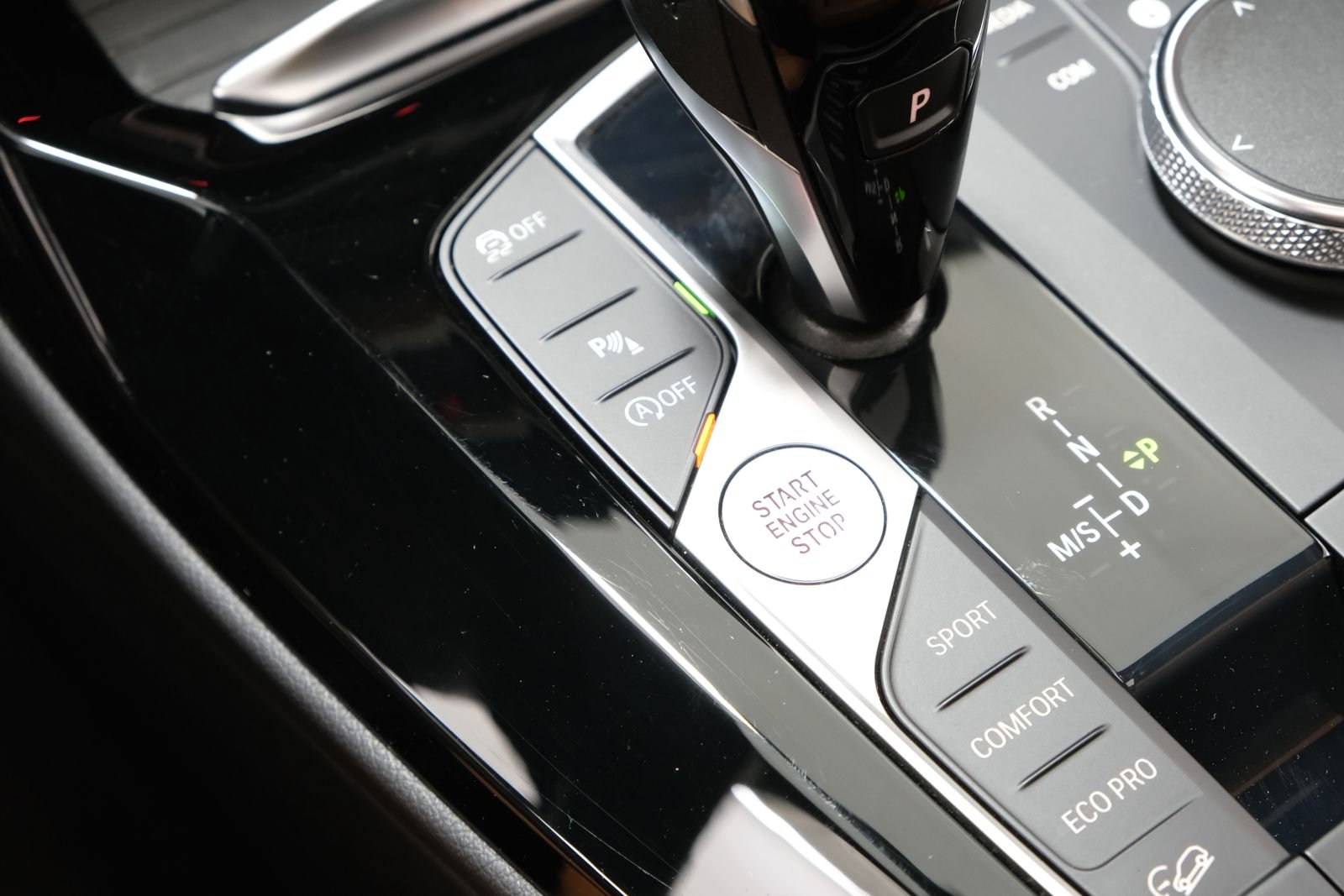 Used 2022 Phytonic Blue Metallic BMW xDrive30i image 21