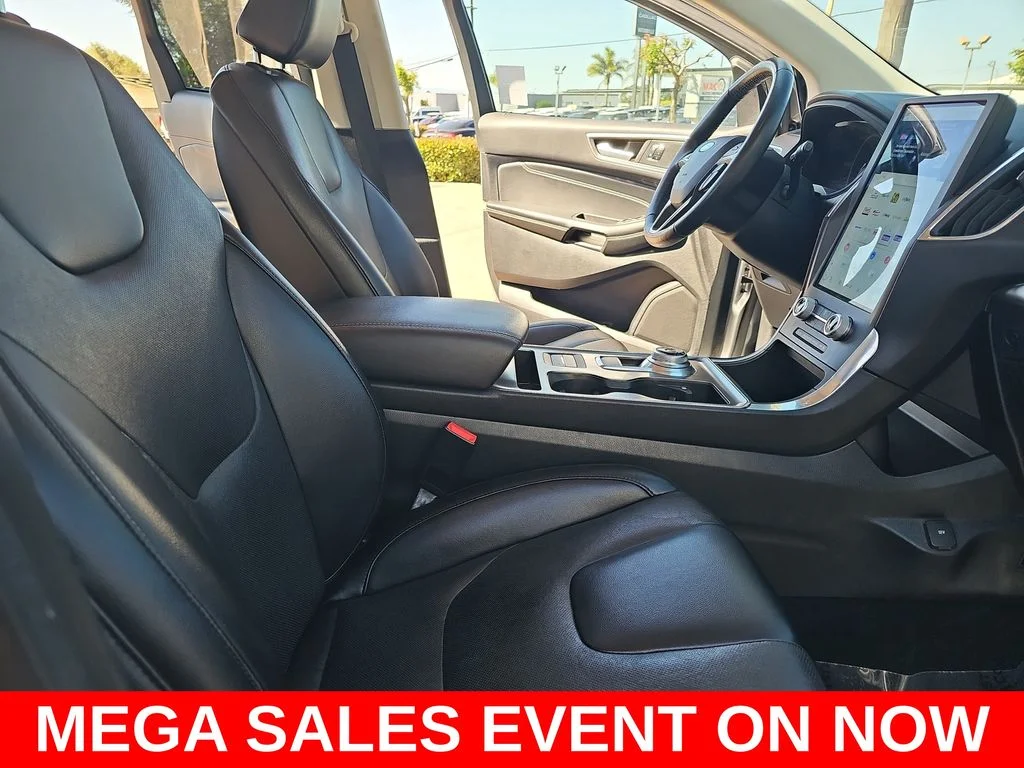Used 2022 Silver Ford Titanium image 10
