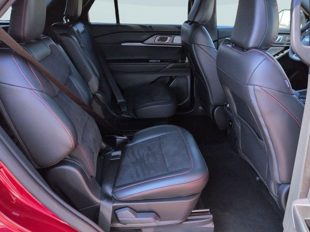 Used 2025 Red Metallic Ford ST image 28