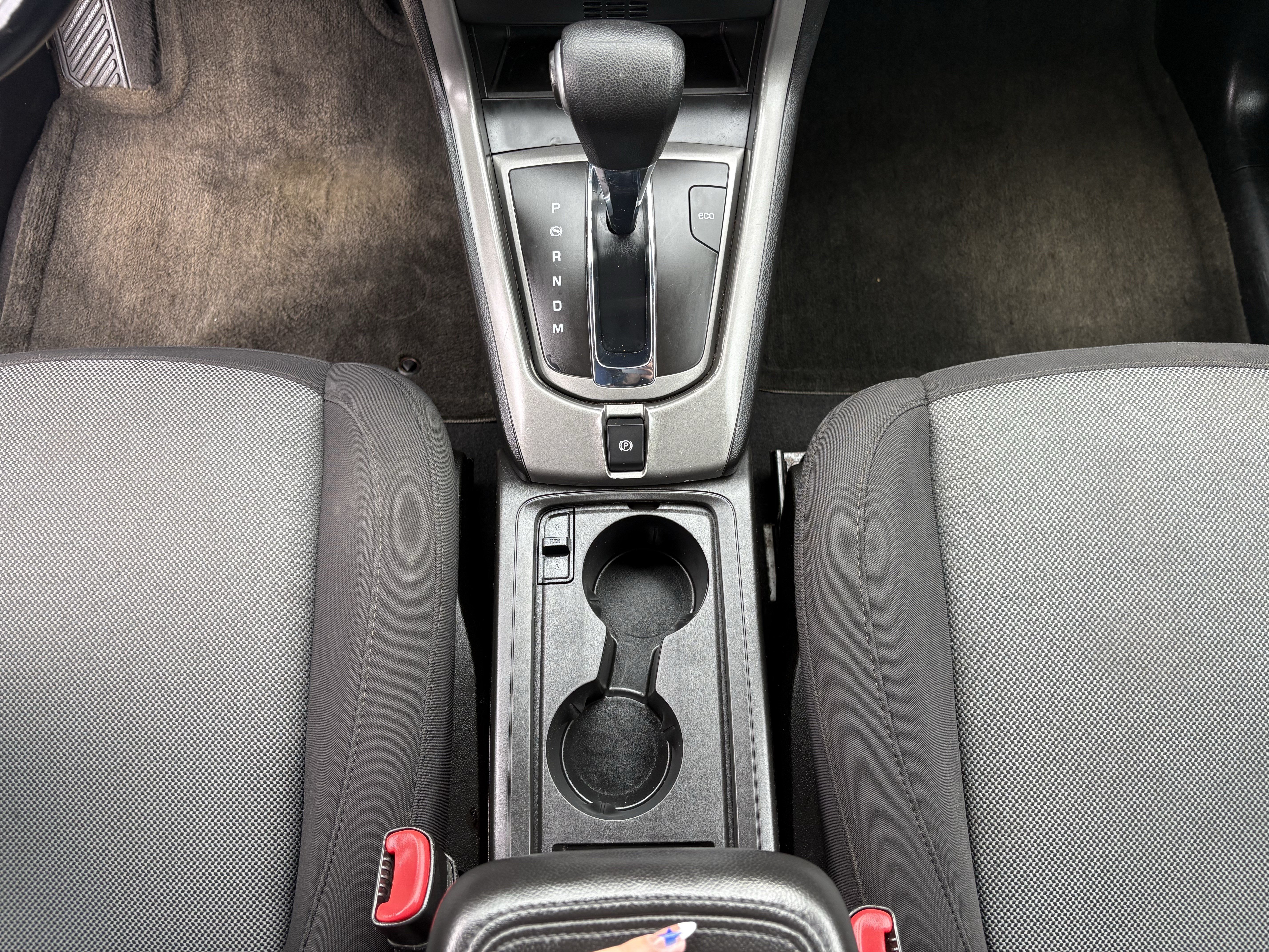 Used 2013 Silver Ice Metallic Chevrolet LS image 10