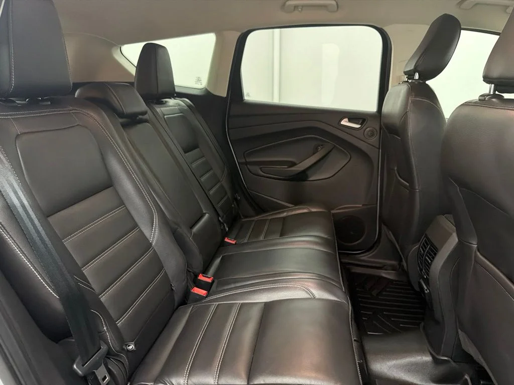 Used 2019 Silver Ford Titanium image 31