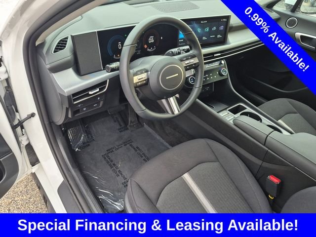 Used 2026 White Hyundai SEL Sport image 10