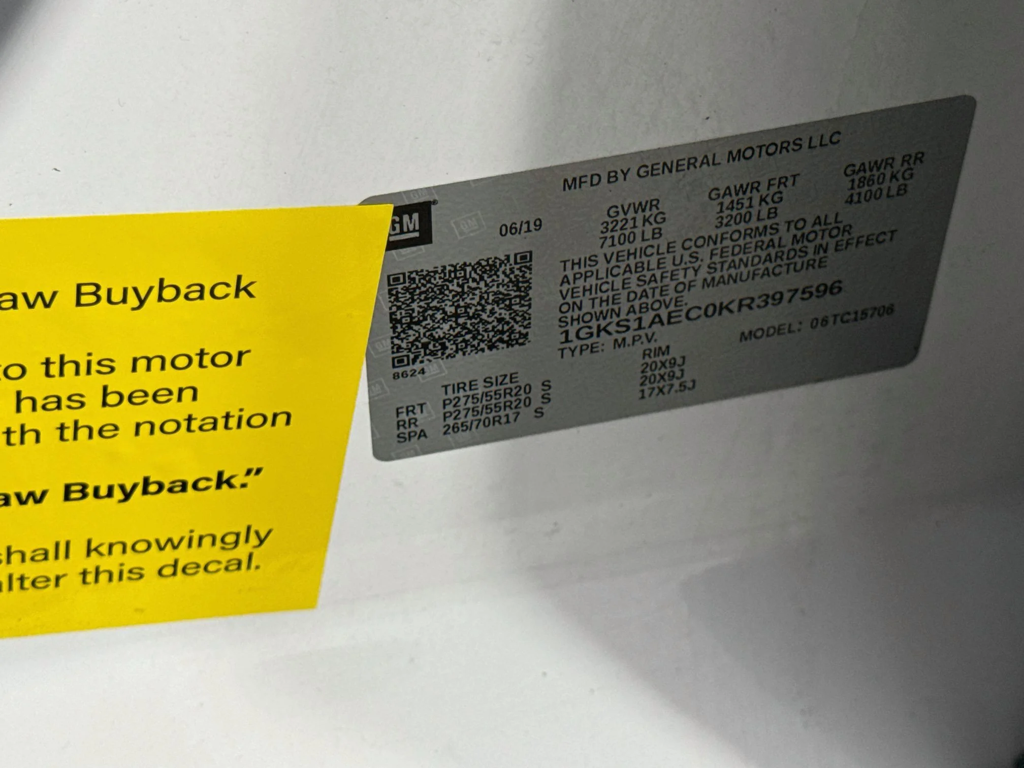 Used 2019 SUMMIT WHITE GMC SLE image 33