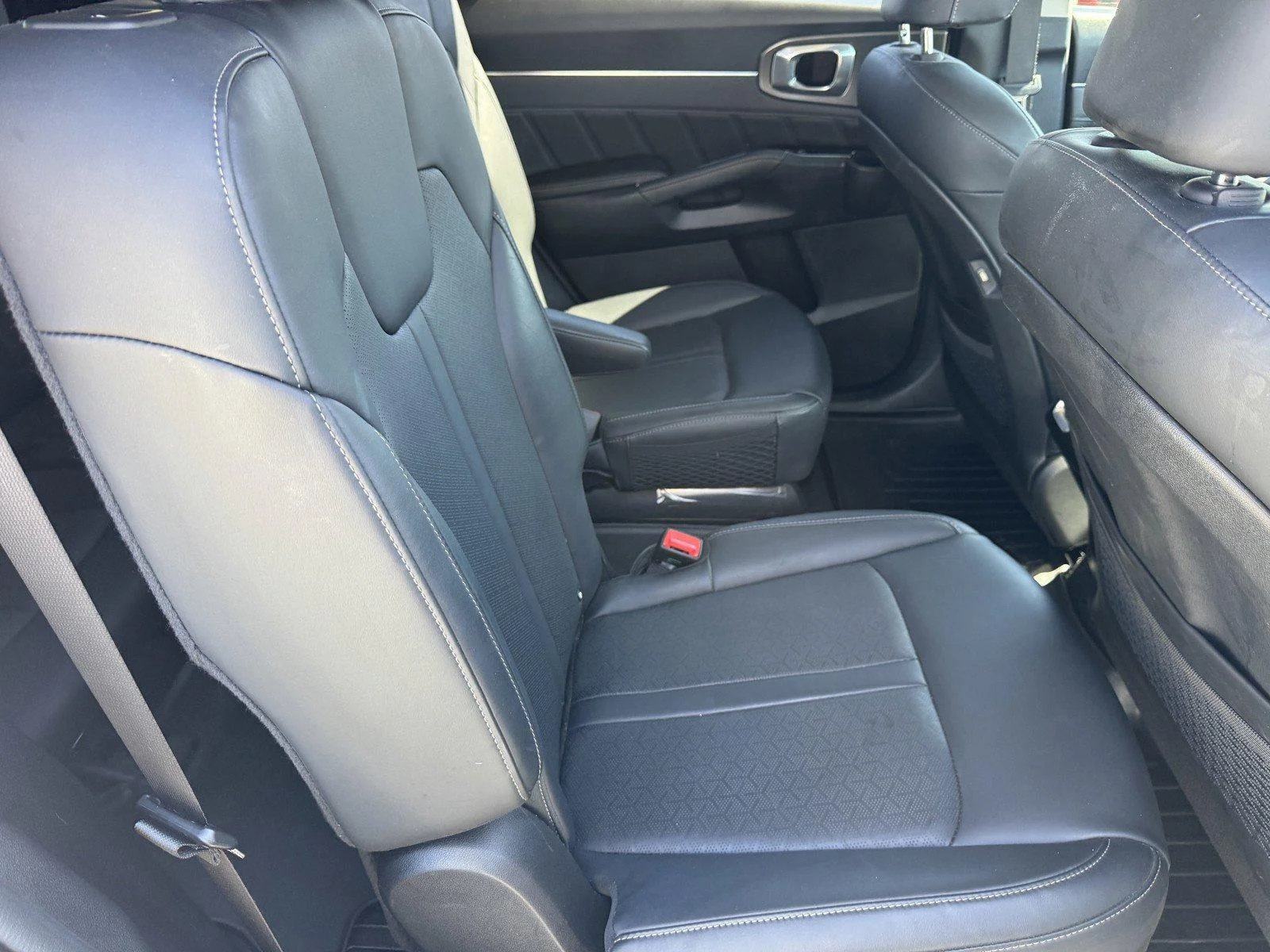 Used 2022 Snow White Pearl Kia SX image 11