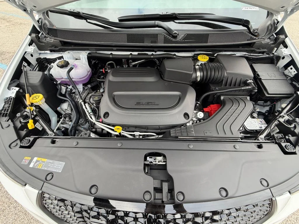 New 2026 White Chrysler Limited image 20