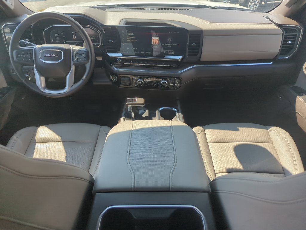 Used 2025 White GMC SLT image 14