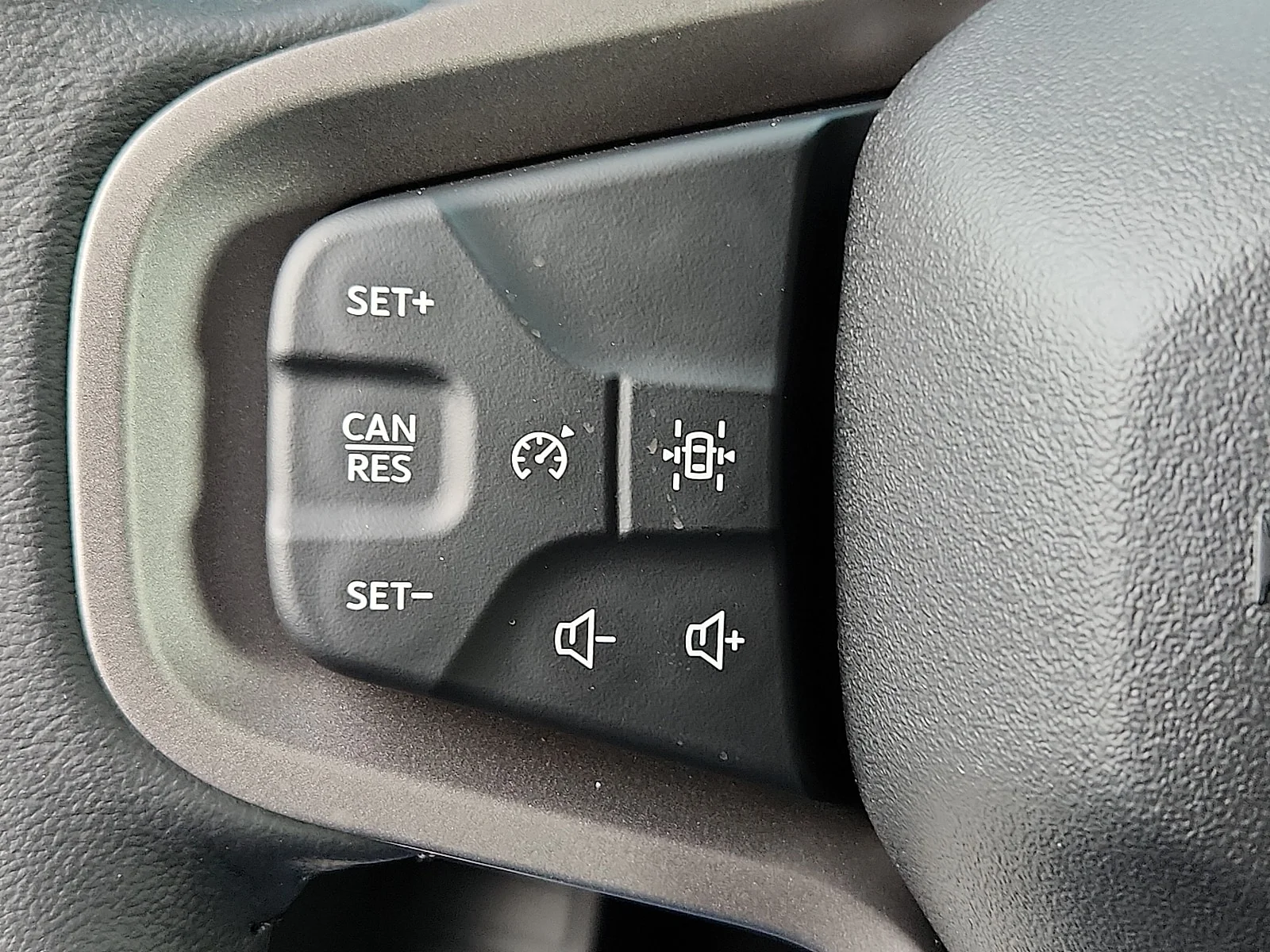 New 2025 Oxford White Ford Badlands&reg; image 18