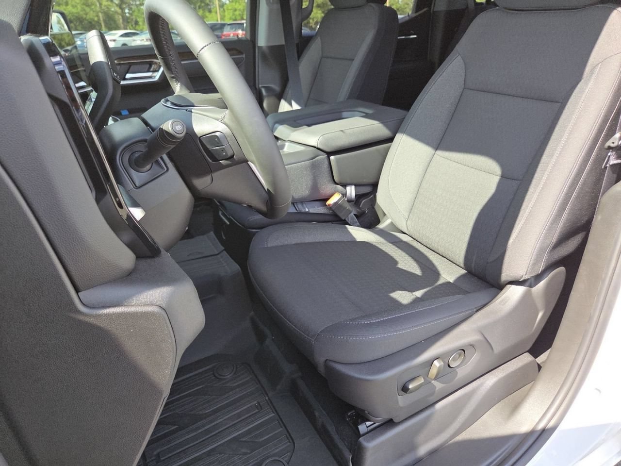 New 2026 Summit White GMC Elevation image 25