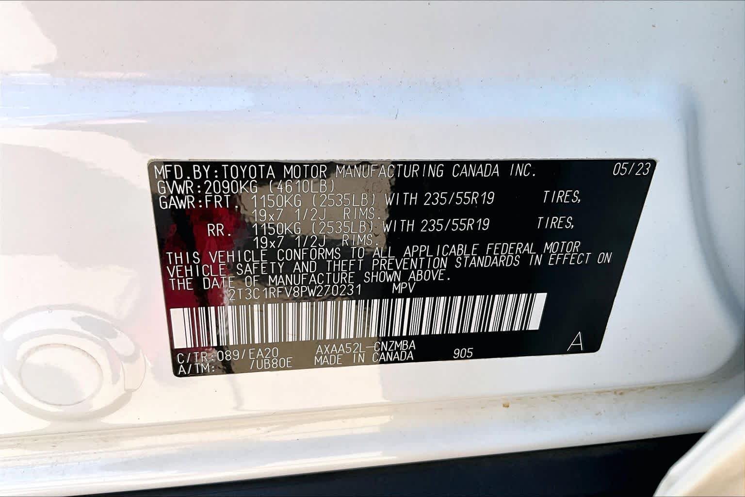 Used 2023 Wind Chill Pearl Toyota XLE Premium image 34