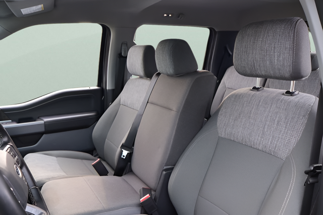 Used 2023 Gray Metallic Ford XLT image 14