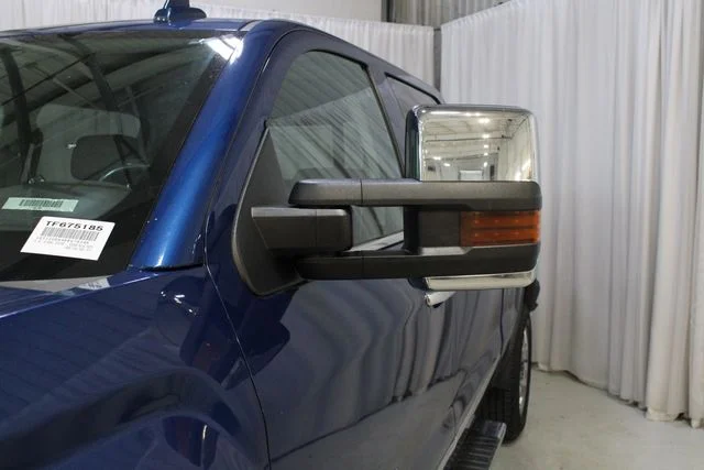 Used 2015 Blue GMC Denali image 34