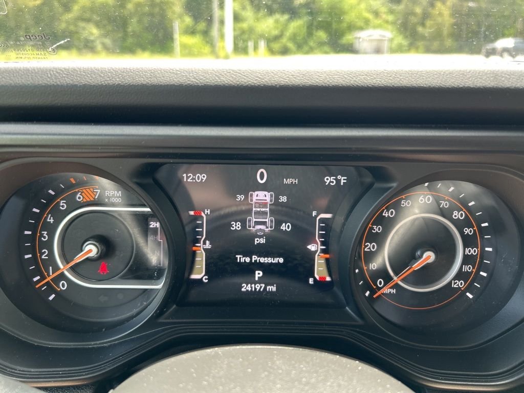 2024 Jeep Wrangler 4-Door Rubicon - Photo 16