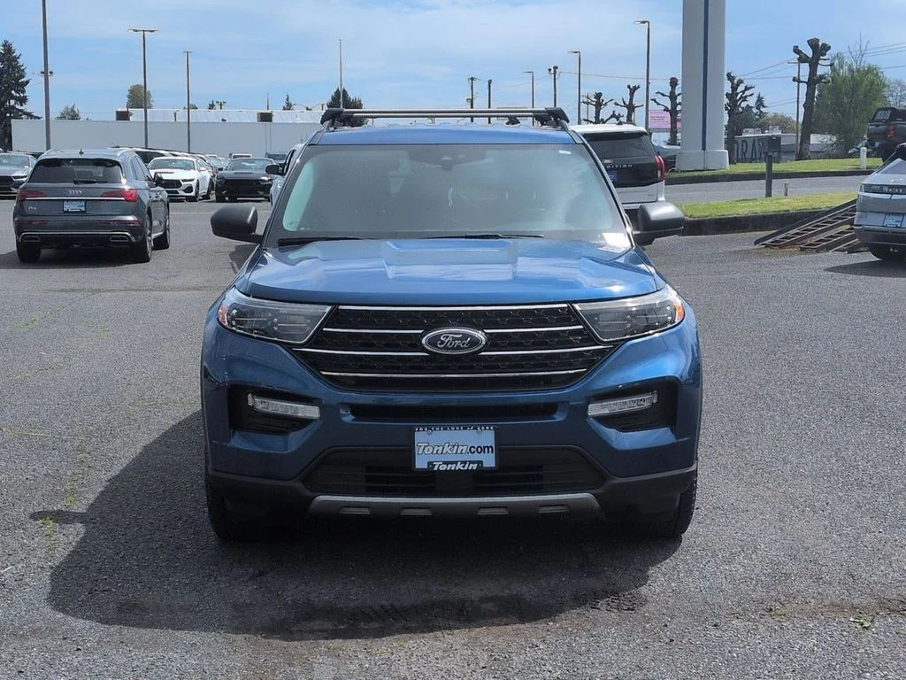 Used 2021 Blue Metallic Ford XLT image 8