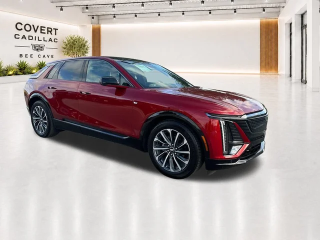 2024 Cadillac LYRIQ Sport 2