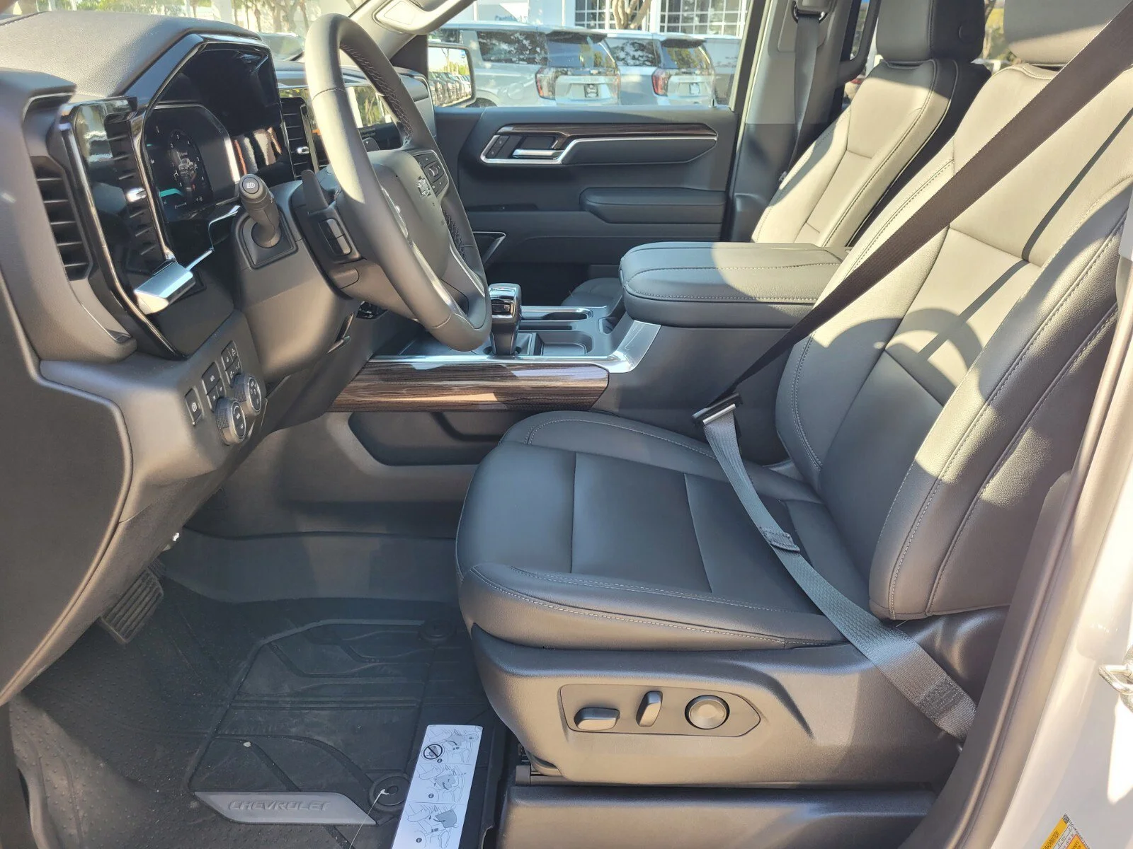 2026 Chevrolet Silverado 1500 RST - Photo 25
