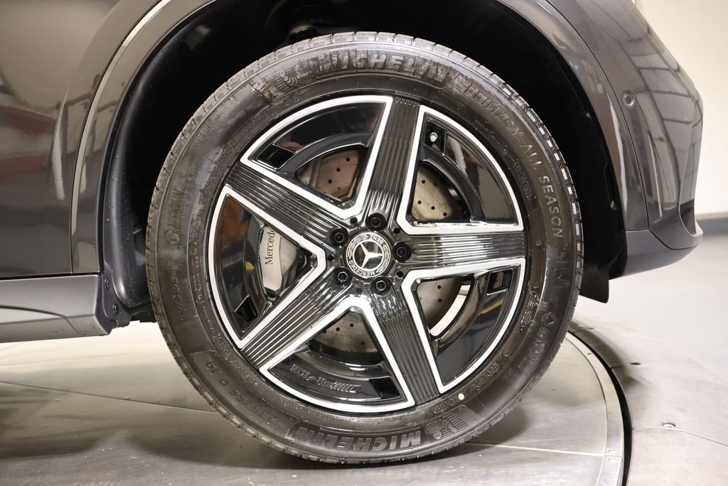 New 2027  Mercedes-Benz GLC 300 image 14