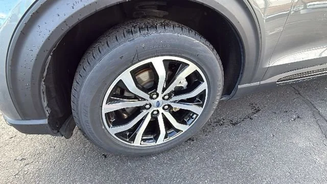 2025 Ford Explorer ST-LINE - Photo 9