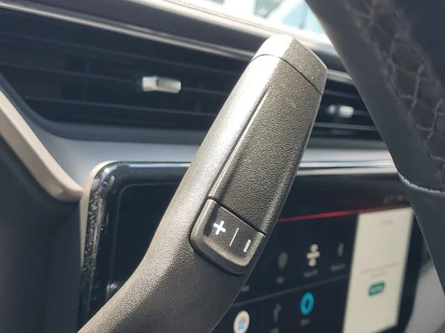 Used 2025 Titanium Rush Metallic GMC Denali image 16