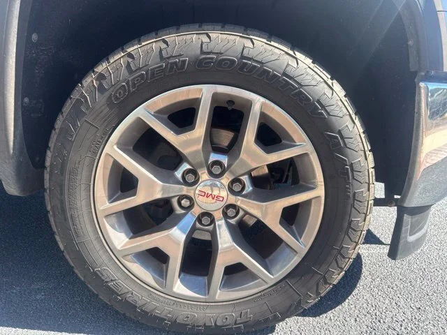 Used 2015 Silver GMC SLT image 4