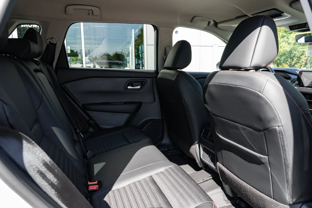 New 2026 Everest White Pearl TriCoat Nissan Rock Creek® image 26