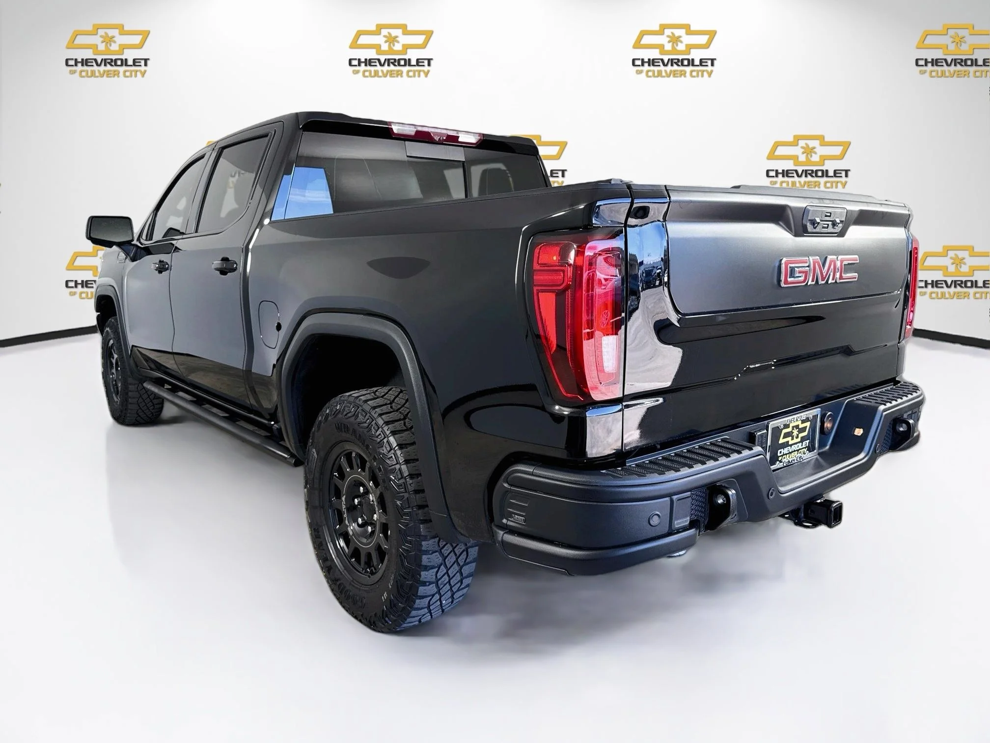 Used 2024 Onyx Black GMC AT4X image 6
