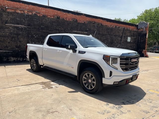 Used 2024 White GMC AT4 image 7