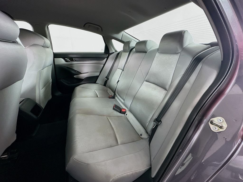 Used 2018 Lunar Silver Metallic Honda LX image 22