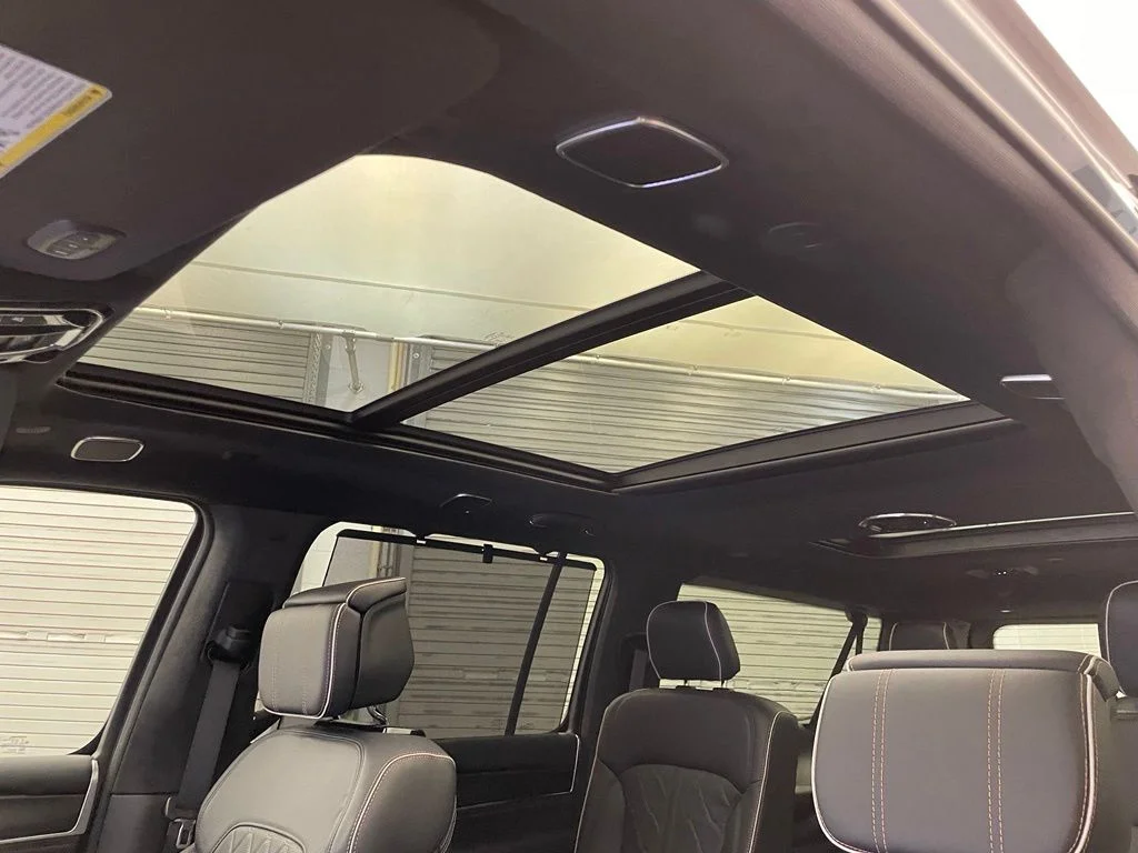 New 2026 Blue Jeep Summit Reserve image 22