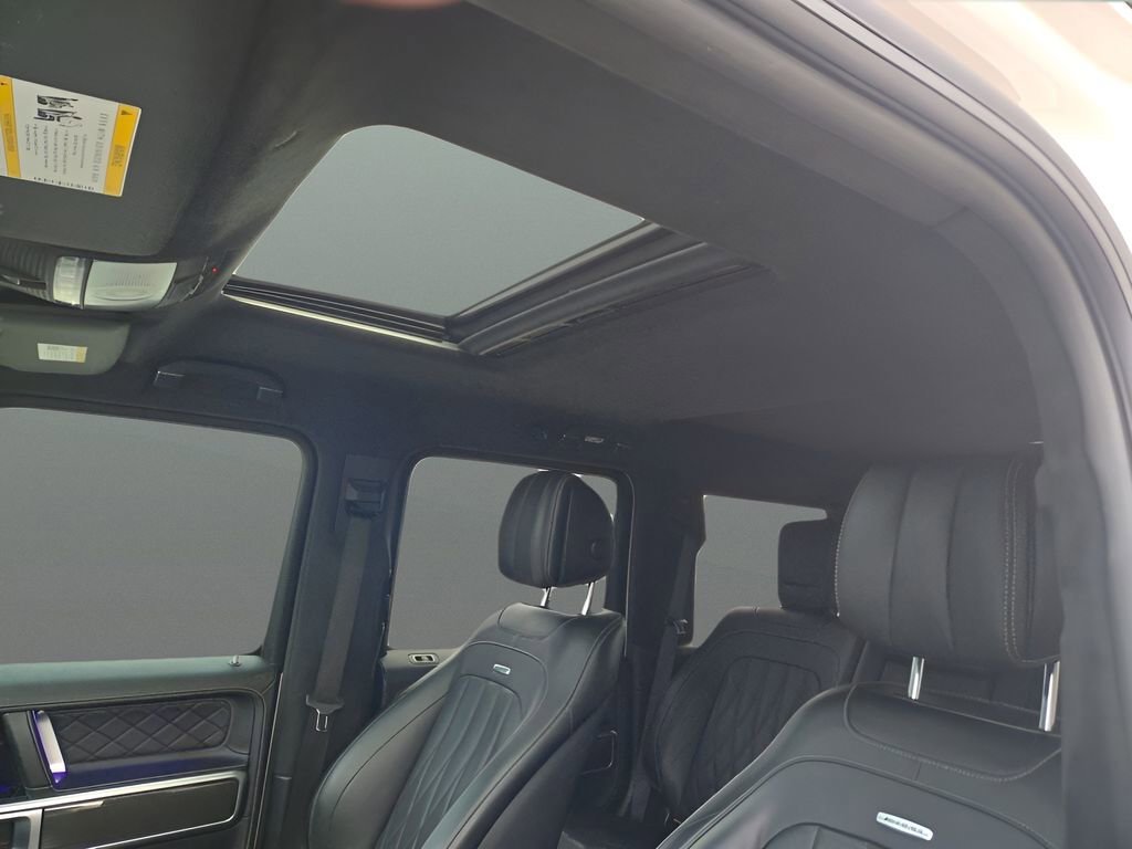 Used 2020 White Mercedes-Benz 4MATIC® image 26