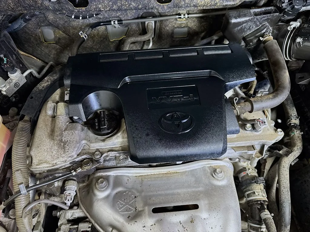 Used 2017 Gray Toyota LE image 35
