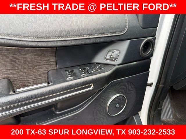 Used 2020 White Ford Limited image 5