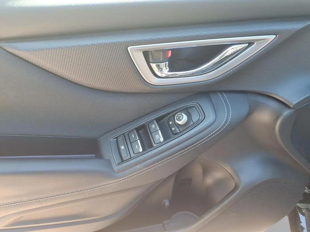 Used 2019 Black Subaru Premium image 15