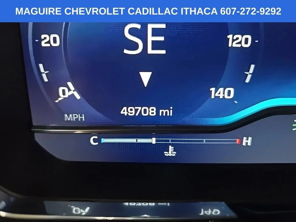 Used 2022 Summit White Chevrolet LT image 22