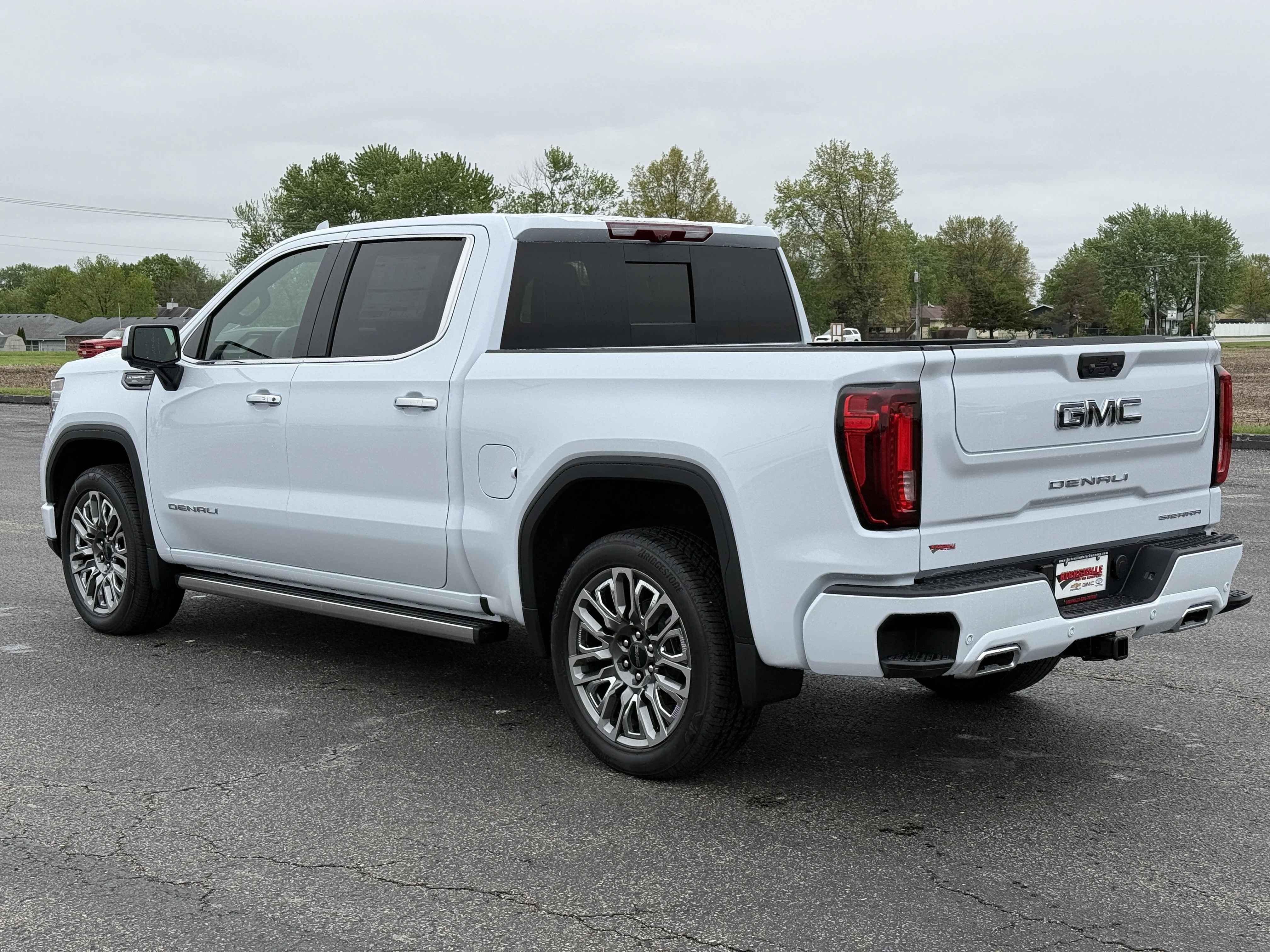 New 2026 Glacier White Tricoat GMC Denali Ultimate image 7