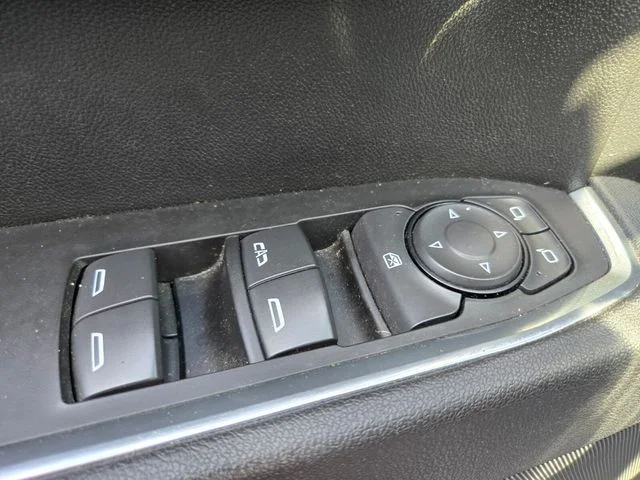Used 2025 Gray Chevrolet LT image 37