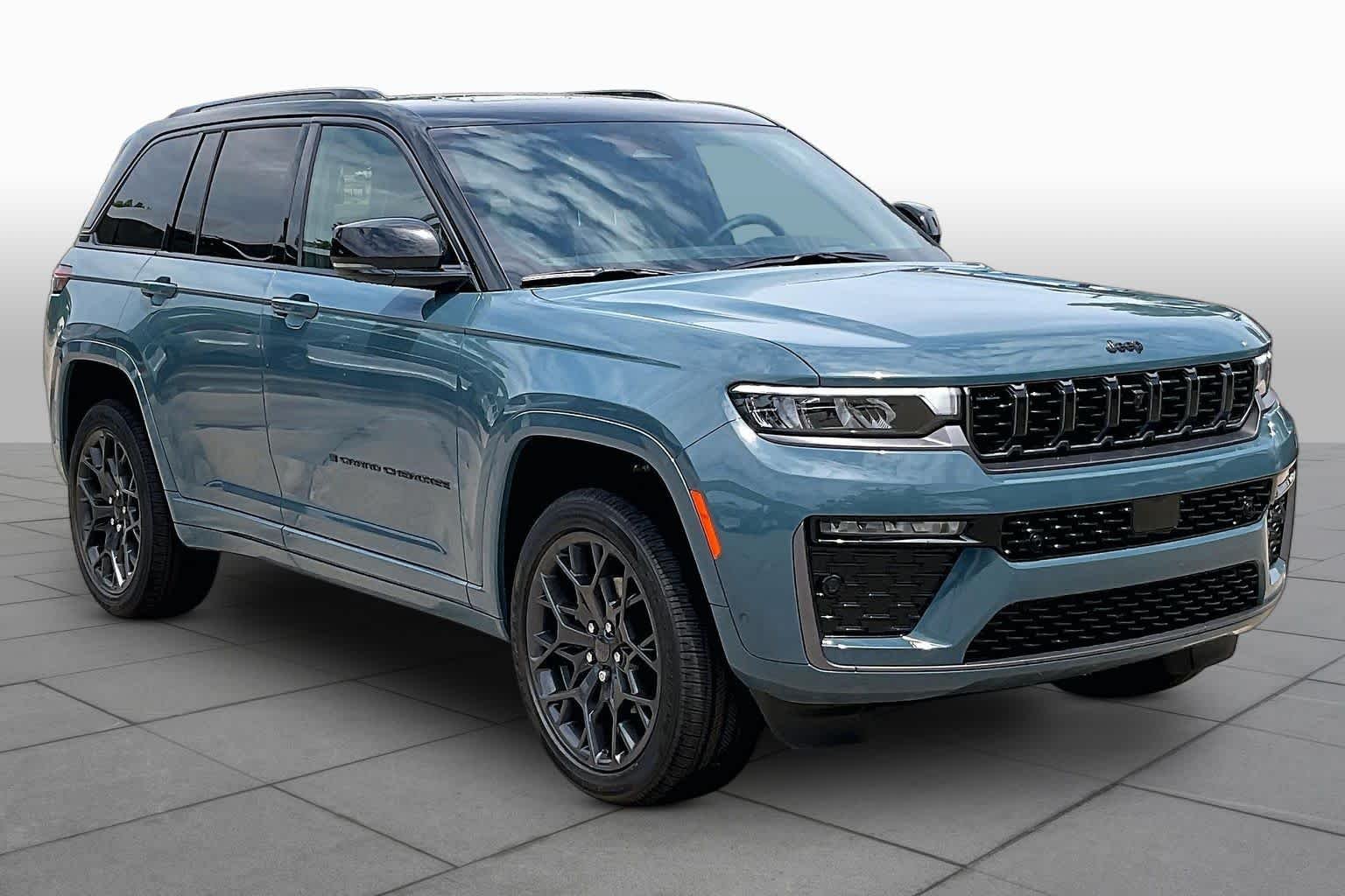 New 2026 Steel Blue Exterior Paint Jeep Summit image 2
