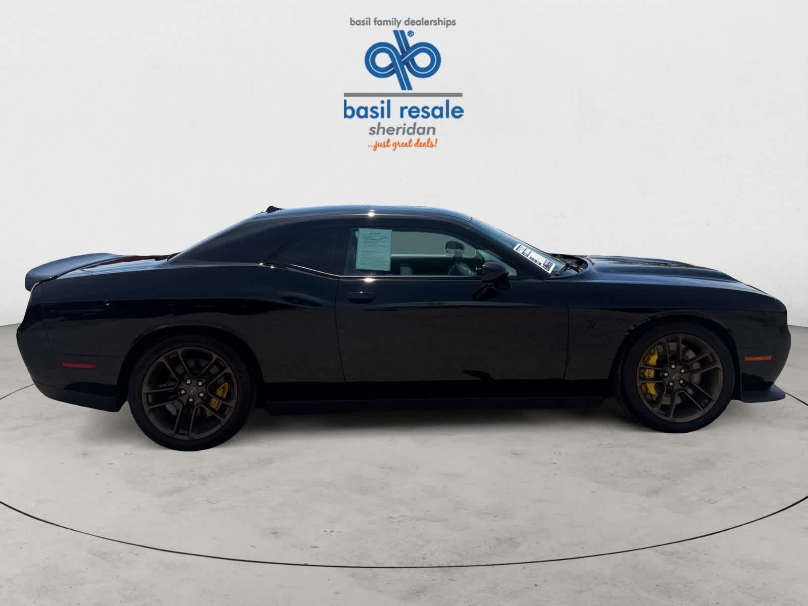 Used 2023 Pitch Black Clearcoat Dodge SRT Hellcat Jailbreak image 10