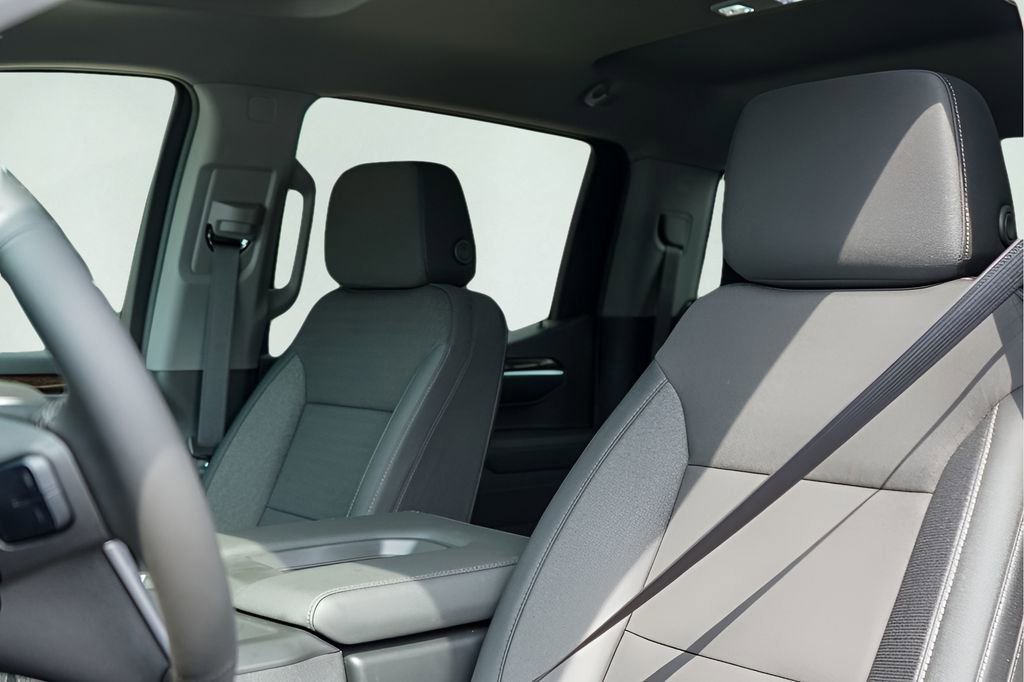 New 2026 Onyx Black GMC Elevation image 11