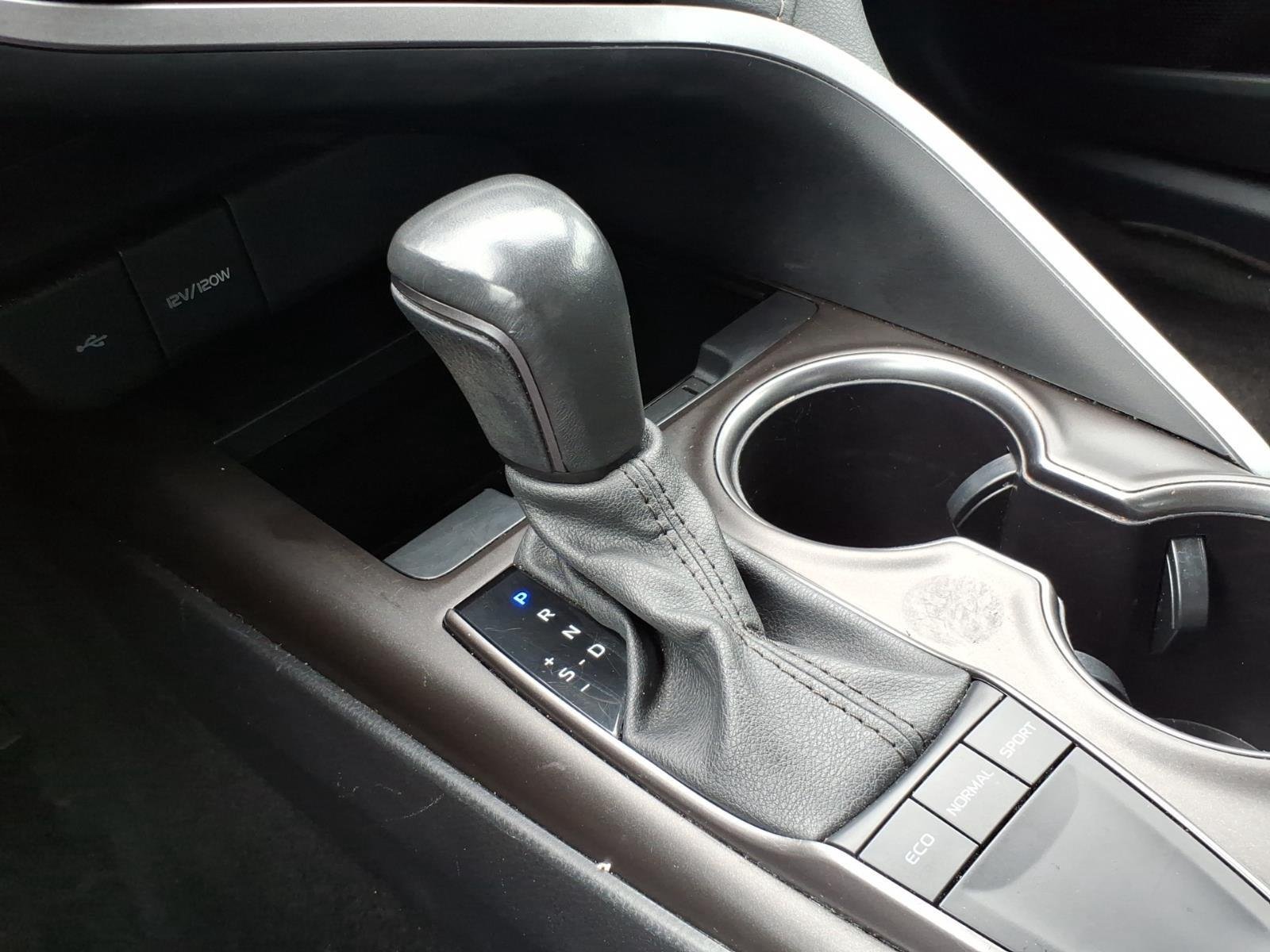 Used 2024 Midnight Black Metallic Toyota SE image 17