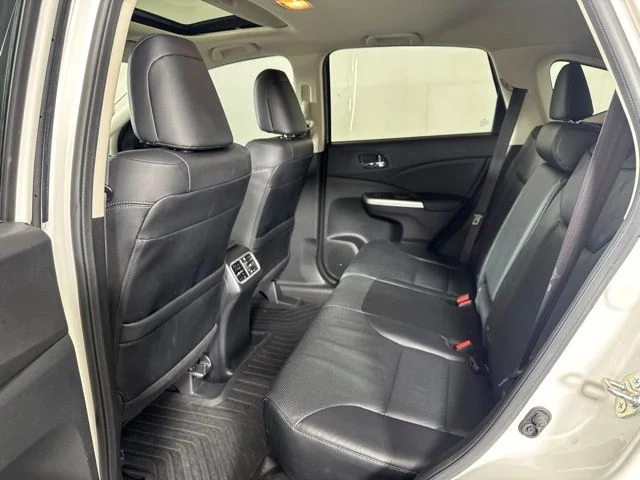 Used 2016 White Honda Touring image 12