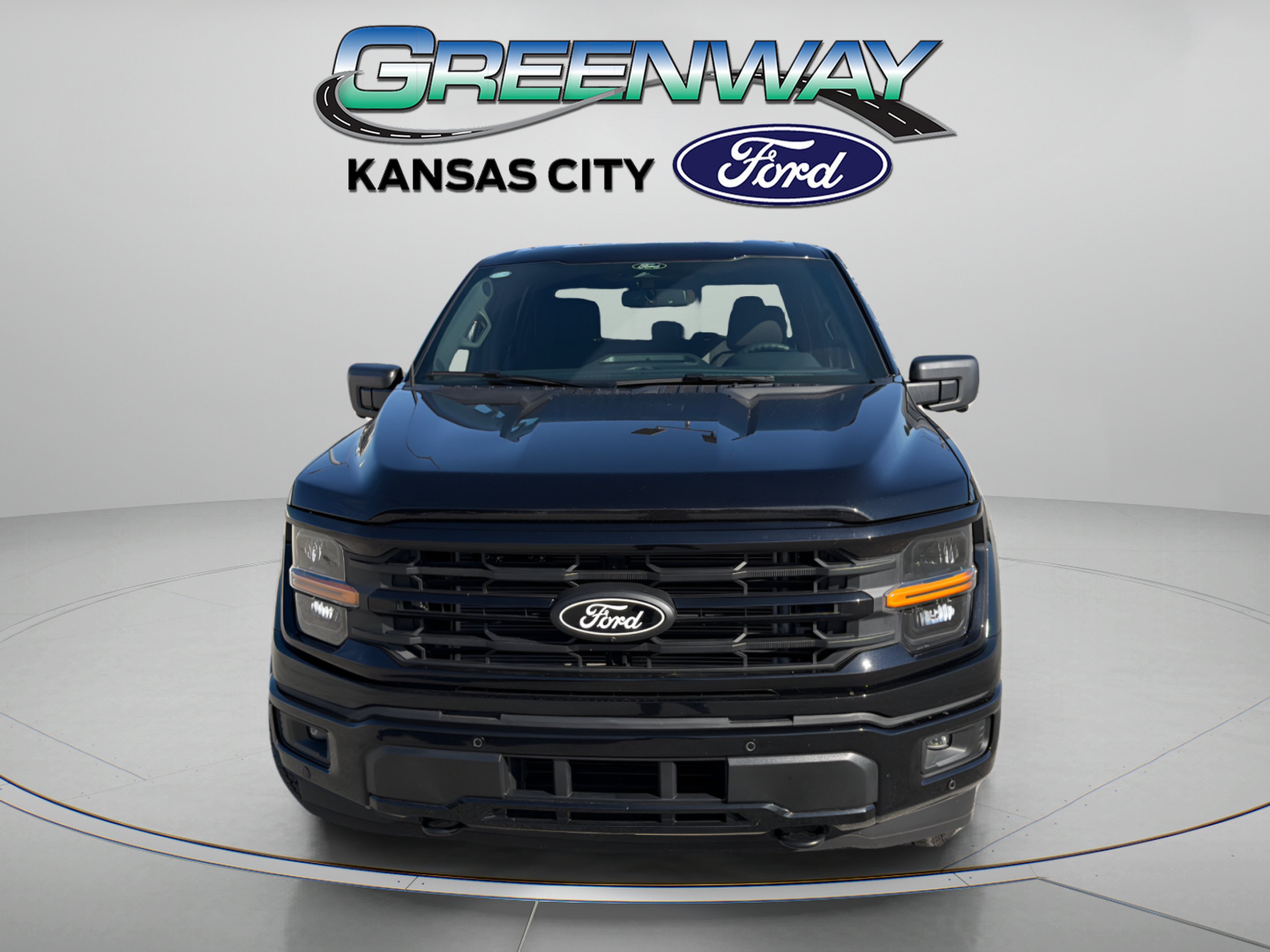 New 2026 Agate Black Metallic Ford XLT image 2