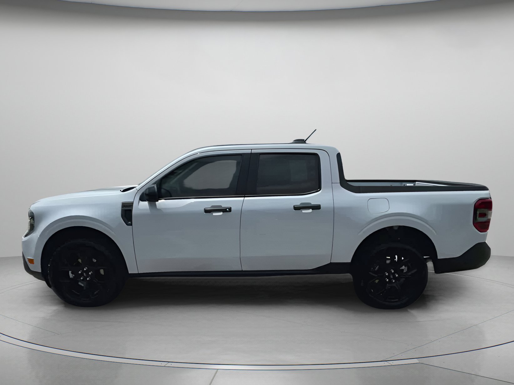 2025 Ford Maverick XLT - Photo 14