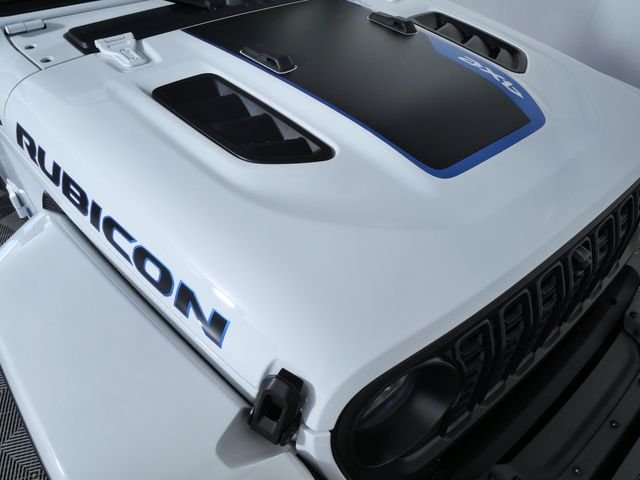 Used 2024 White Jeep Rubicon 4xe image 9